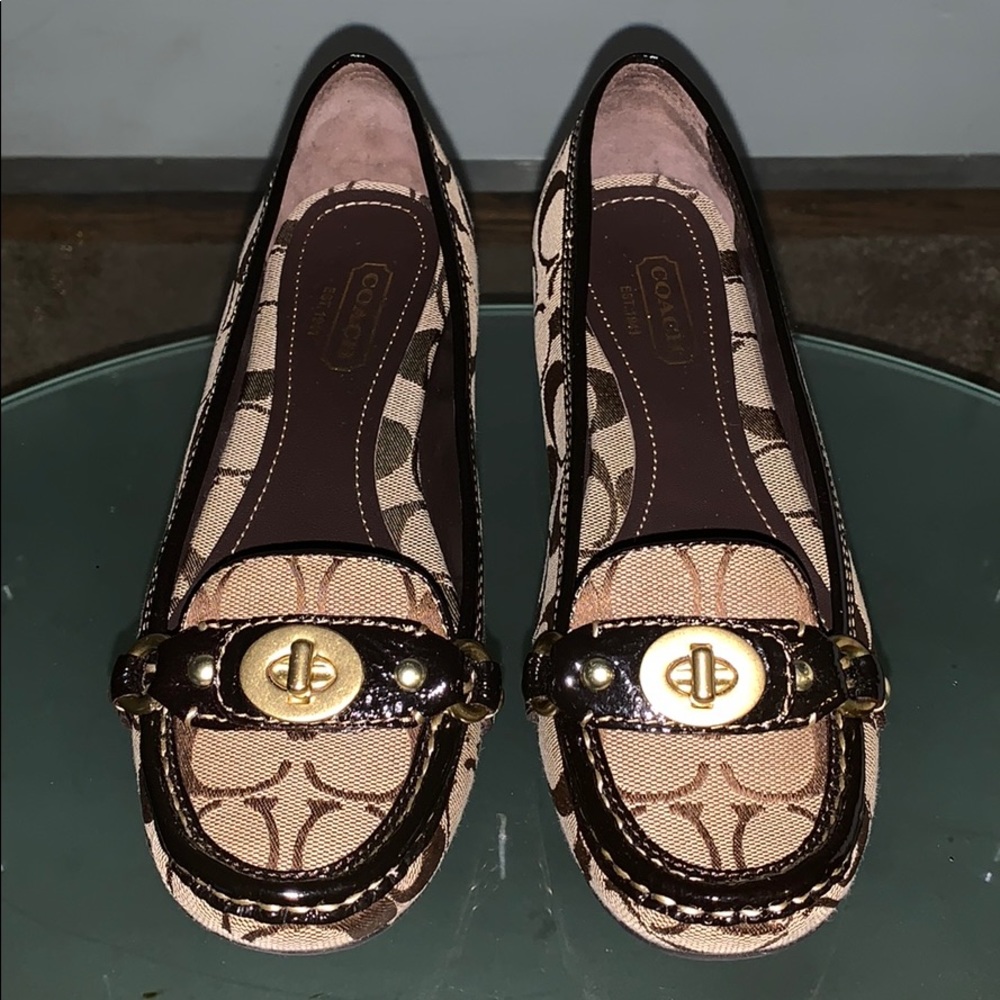 Katrin Signature Logo Flats. Patten Leather